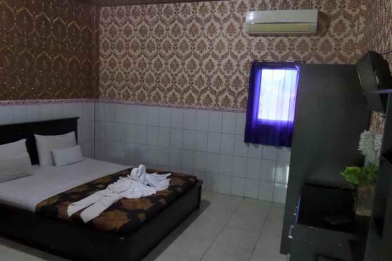 Vaccinated Staff - Oyo 3523 Gong Corner Homestay Кута Экстерьер фото