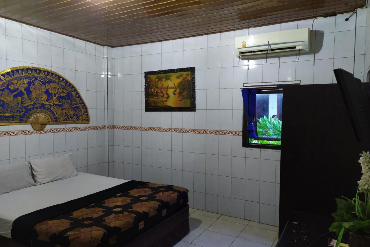 Vaccinated Staff - Oyo 3523 Gong Corner Homestay Кута Экстерьер фото