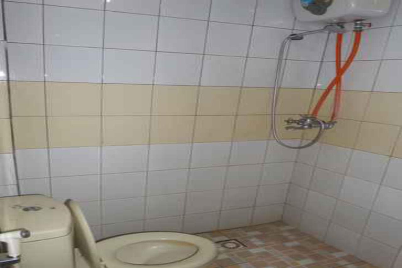 Vaccinated Staff - Oyo 3523 Gong Corner Homestay Кута Экстерьер фото